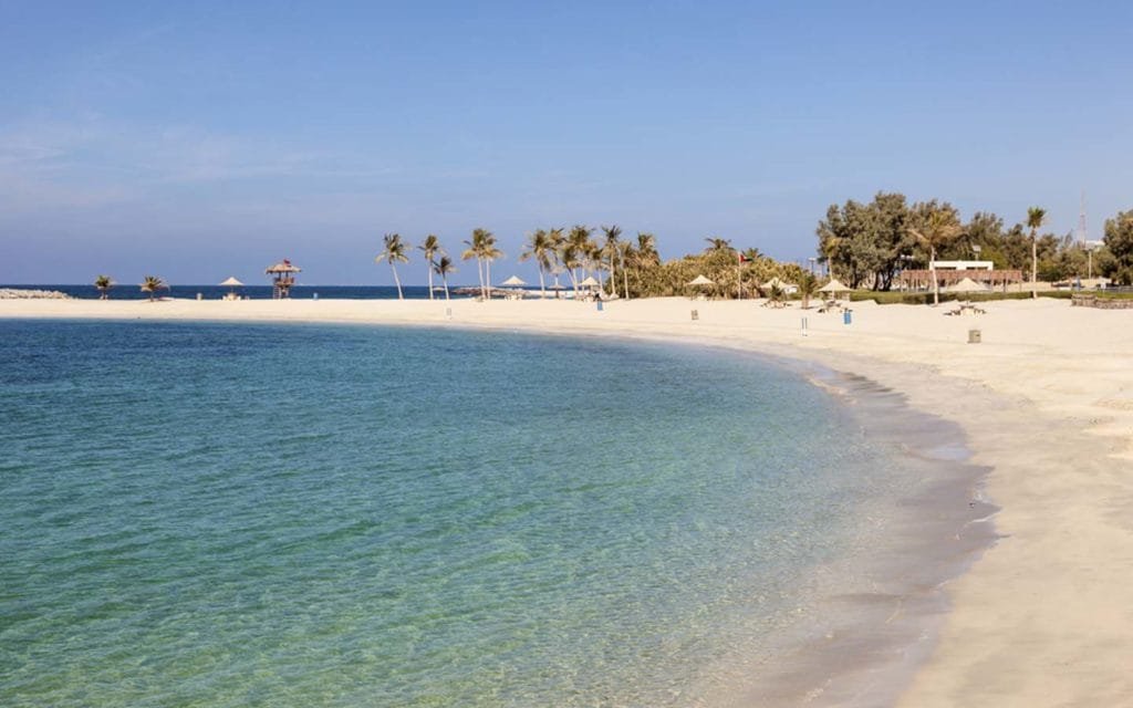 إرشادات زيارة شاطئ خور الممزر دبي