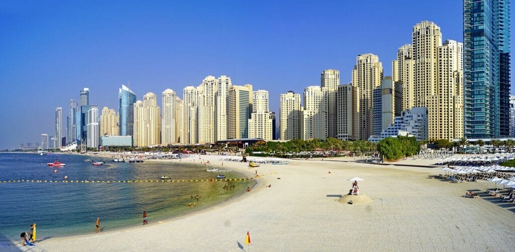 مواعيد العمل والأسعار في شاطئ الجي بي ار دبي